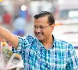 Sunita Kejriwal reaches the ED office to meet him