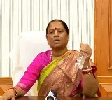 Konda Surekha fires at Phone Tapping