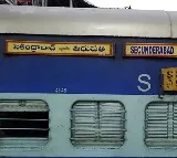 Smoke In Padmavathi Express Rail Rail Stops At Kazipet Station