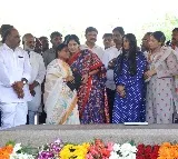 Jagan shielding killers of uncle Vivekananda Reddy: Sharmila