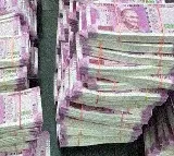 Police Seize Gold And Cash In Nizamabad