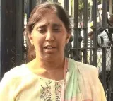Relief in High Court for YS Sunitha and Her Husband in the Case Filed by Viveka's PA