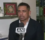 Robert Vadra hints at Amethi contest