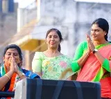 Sunitha Reddy campaigns for YS Sharmila