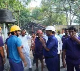 BRS LS candidate faces embarrassment during LS poll campaigning