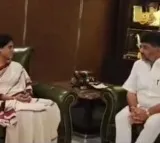 YS Sharmila meets DK Shivakumar
