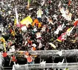 Chandrababu and Pawan Kalyan appeals Party workers do not wave flags