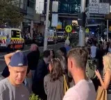 Four killed in stabbing spree at Sydney mall