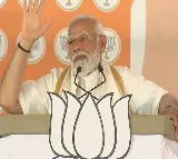 PM Modi slams CPI-M for 'robbing the poor' in Kerala, warns of action