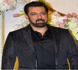 A day after firing, CM Eknath Shinde visits Salman Khan's family