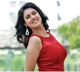 My age and Mahesh Babu age is same says Kasthuri