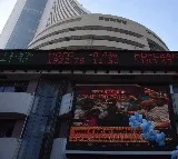 Decline in volatility index indicates low downside risk to market