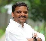 Teenmar mallanna to contest in mlc elections on congress ticket