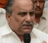 Mudragada Padmanabham Criticizes Pawan Kalyan's Political Motives