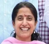 YS Bharathi comments on Chandrababu