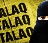 Man flees after pronouncing triple talaq to wife in moving train