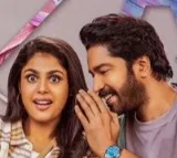 Aa Okkati Adakku Review