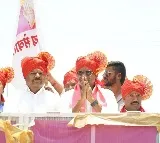RS Praveen Kumar warns on district reduction