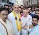 Asaduddin takes blessings of hindu pujari