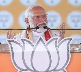 PM Modi comes to Hyderabad