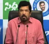 Posani Krishnamurali Sensational Comments on Megastar Chiranjeevi