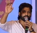 Allu Arjun Supports Janasena President Pawan Kalyan