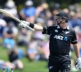 NZ's Colin Munro announces retirement from international cricket