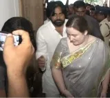 Pawan Kalyan Casts Vote with Wife, Netizens Criticize Pothina Mahesh