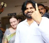 Pawan fans satires on Pothina Mahesh