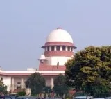 Misleading ads by Patanjali: SC reserves order in contempt proceedings against Ramdev, Balkrishna