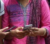 Women's internet adoption on mobile phones reach 37 pc in India: GSMA