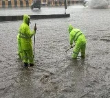 Heavy rainfall lashes Hyderabad, inundates low-lying areas