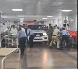 Cops Drive Car Into Hospital Ward in AIIMS Rishikesh