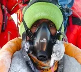 Chandrababu tweets about Anantapur youth Upendra who scaled Mount Everest