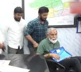 Pulivarthi Nani attends SIT probe in Tirupati