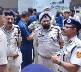 Delhi Police chief reviews security amid heavy deployment for
 peaceful polling day