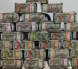 Income Tax Department has made a record seizure of Rs 1100 crore in cash and jewellery during the ongoing Lok Sabha elections