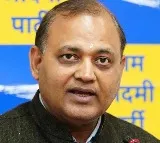 I will shave off my head if Mr Modi becomes PM for the third time says Aam Aadmi Party leader Somnath Bharti