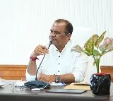 Komatireddy says KCR must be arrested in the phone tapping case