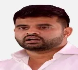 K’taka: Prajwal Revanna trailing by 35,895 votes