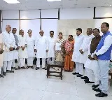 JD(U) assures full support for PM Modi; eyes Railway Ministry, special status for Bihar