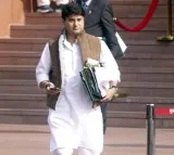 Jyotiraditya Scindia all set to retain Cabinet berth