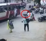 Inter Student Dies After Her Fall In Rtc Bus Tyre In Hyderabad