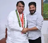 Jolt to BRS as ex-Speaker Srinivas Reddy joins Congress