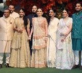Mukesh Ambani family members and their roles in Reliance Industries