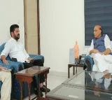 Telangana CM meets Defence Minister, seeks transfer of 2,450 acres defence land