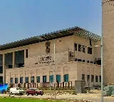 AP High Court Breaks Jagan Govt GOs On 25 Percent Free Seats In Private Schools