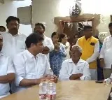 Jeevan Reddy unhappy with BRS MLA joining