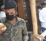 The news that the Wine shops are closing at 11 am is completely misleading says Hyderabad City Police