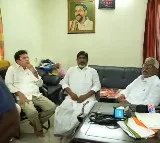 Congress leader queue to Jeevan Reddy house